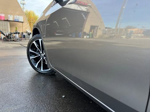 Used 2017 Toyota Corolla SE image 28