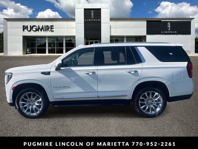 Used 2022 GMC Yukon SLT w/ SLT Premium Package AWD/4WD image 4