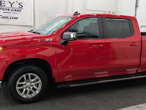 Used 2019 Chevrolet Silverado 1500 LT w/ All-Star Edition image 2