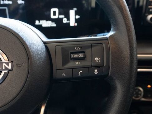 Used 2025 Nissan Kicks S AWD/4WD image 21