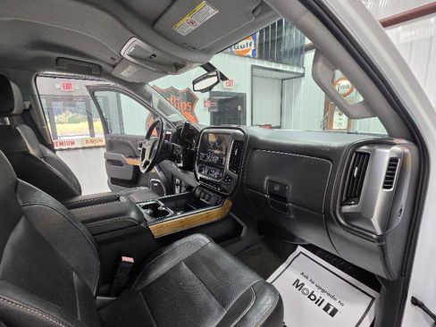Used 2015 Chevrolet Silverado 3500 LTZ w/ LTZ Plus Package AWD/4WD image 12