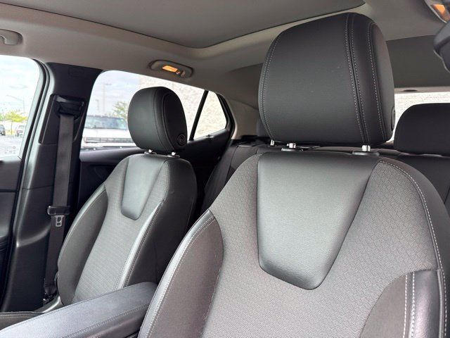 Used 2022 Buick Encore GX Select w/ Experience Buick Package FWD image 12