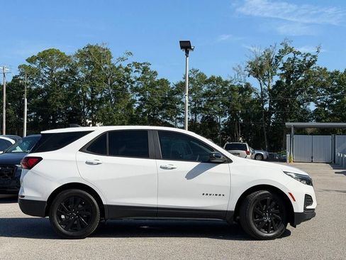 Used 2023 Chevrolet Equinox LS w/ Midnight Edition FWD image 4
