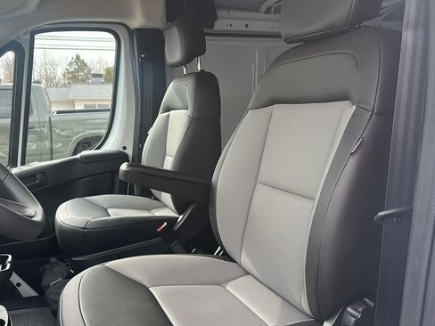 New 2026 RAM ProMaster 1500 w/ Convenience Group FWD image 12