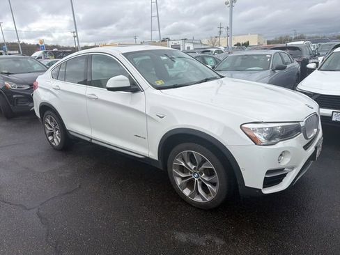 Used 2018 BMW X4 xDrive28i AWD/4WD image 1