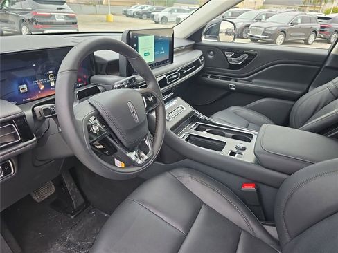 New 2026 Lincoln Aviator Reserve w/ Illumination Package RWD image 14