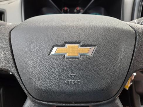Used 2020 Chevrolet Colorado W/T RWD image 28