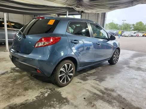Used 2014 MAZDA MAZDA2 Sport FWD image 2