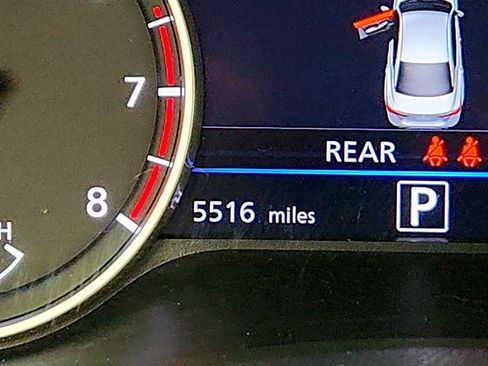 Used 2024 Nissan Sentra SV FWD image 15