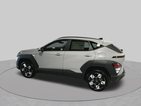 Used 2024 Hyundai Kona SEL AWD/4WD image 6