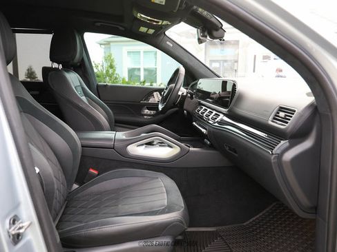 Used 2026 Mercedes-Benz GLS 63 AMG 4MATIC image 44