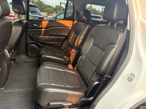 Certified 2023 GMC Acadia SLT w/ Elevation Edition AWD/4WD image 14