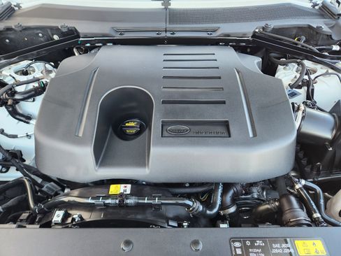 Certified 2025 Land Rover Defender 110 S image 35