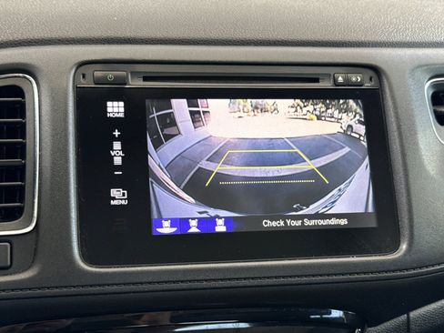 Used 2018 Honda HR-V EX image 25