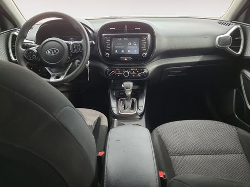Used 2021 Kia Soul LX image 10