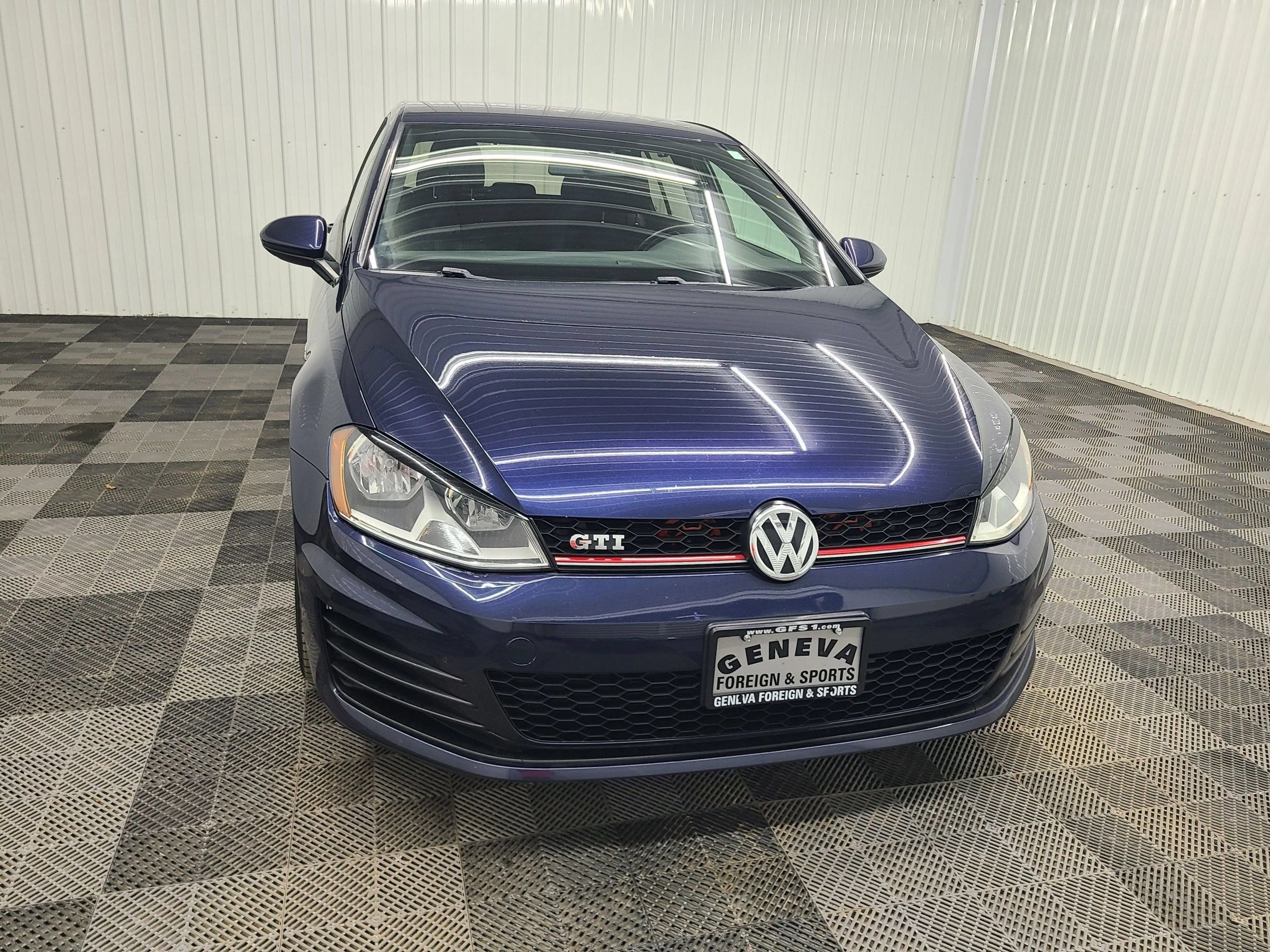 Used 2017 Volkswagen GTI S FWD image 6