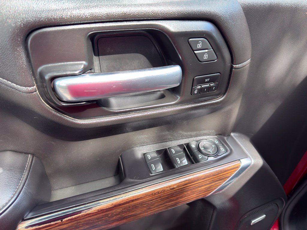 Used 2021 Chevrolet Silverado 1500 High Country w/ Technology Package AWD/4WD image 23