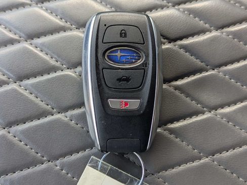Used 2021 Subaru Outback Limited w/ Popular Package #2 AWD/4WD image 34