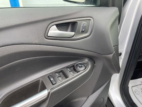 Used 2018 Ford Escape SE w/ SE Sync 3 Package image 11