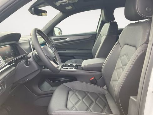 New 2026 Volkswagen Atlas Cross Sport SE AWD/4WD image 9