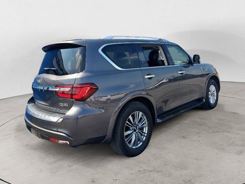 Used 2024 INFINITI QX80 Luxe AWD/4WD image 3
