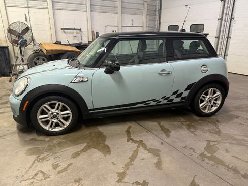 Used 2011 MINI Cooper S image 22