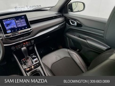 Used 2024 Jeep Compass Trailhawk image 21