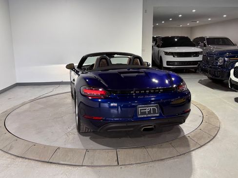 Used 2022 Porsche 718 Boxster image 13
