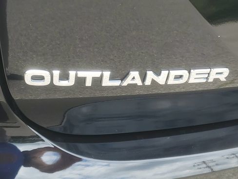 Used 2024 Mitsubishi Outlander SE Black Edition AWD/4WD image 36