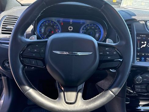 Used 2018 Chrysler 300 S w/ 300S Premium Group 2 AWD/4WD image 23