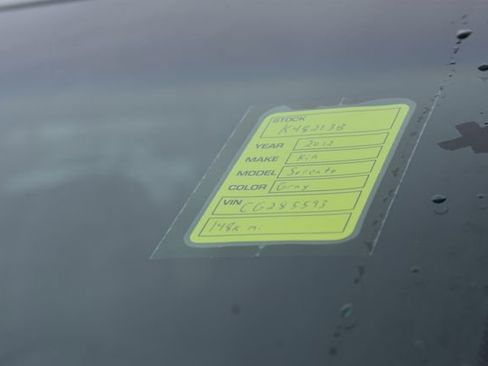 Used 2012 Kia Sorento LX image 29