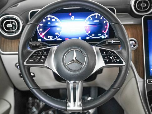 Certified 2024 Mercedes-Benz GLC 300 image 16