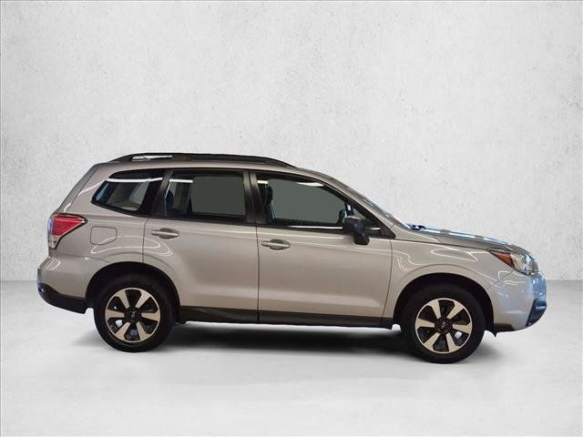 Used 2017 Subaru Forester 2.5i w/ Alloy Wheel Package AWD/4WD image 4