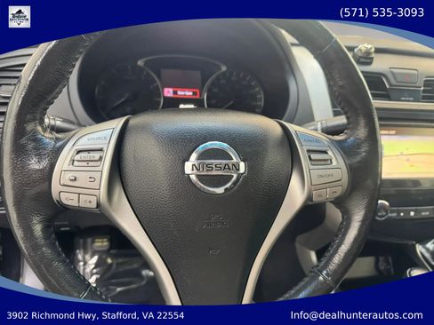 Used 2015 Nissan Altima 2.5 SL w/ Technology Package FWD image 25