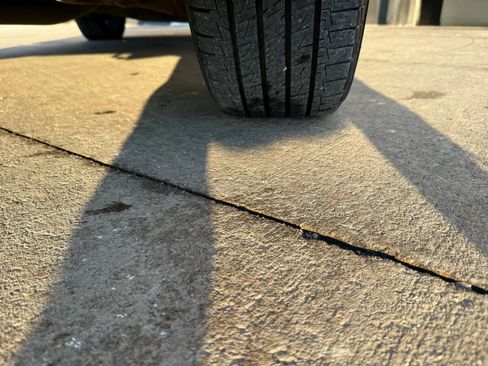 Used 2014 Nissan Pathfinder Platinum w/ Cargo Package image 47