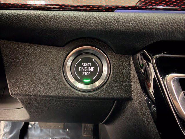 Certified 2026 Chevrolet Traverse RS AWD/4WD image 14