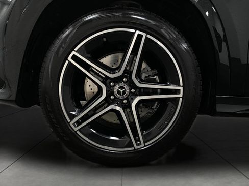 Certified 2025 Mercedes-Benz GLS 450 4MATIC image 13