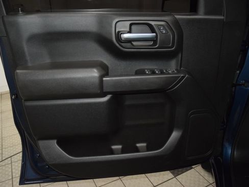 Used 2023 Chevrolet Silverado 1500 Custom AWD/4WD image 46