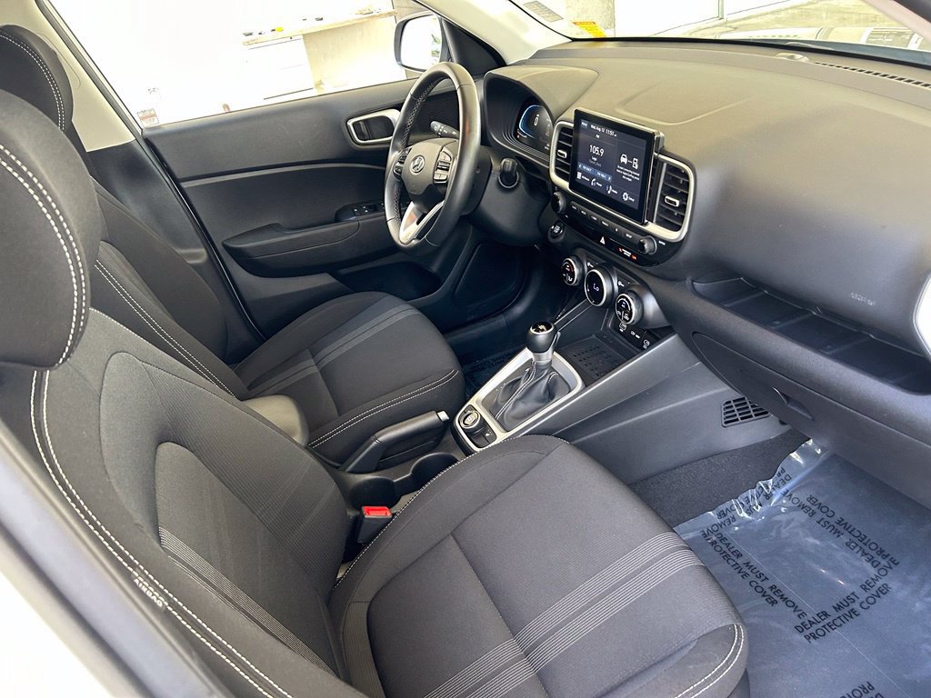 Used 2026 Hyundai Venue SEL FWD image 24