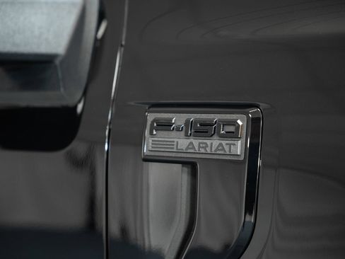 Used 2023 Ford F150 Lariat w/ Equipment Group 502A High image 10