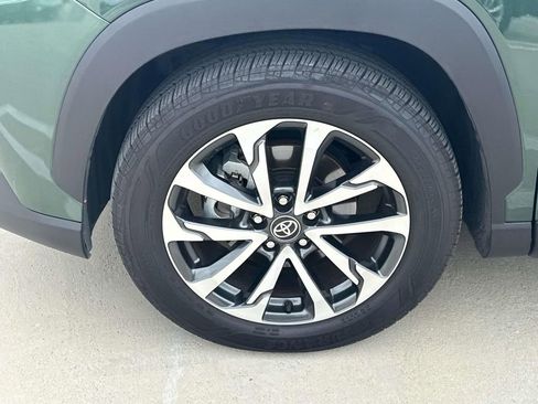 Certified 2023 Toyota Corolla Cross XLE w/ Convenience Package AWD/4WD image 5