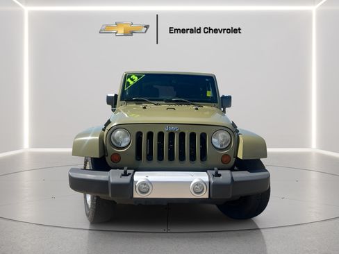 Used 2013 Jeep Wrangler Sahara w/ Dual Top Group AWD/4WD image 2