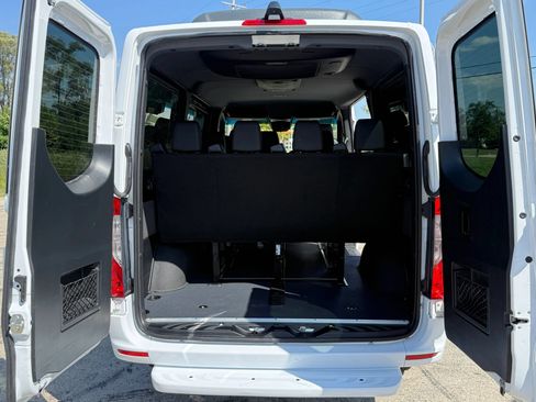 Used 2023 Mercedes-Benz Sprinter 2500 w/ Acoustic Package image 11