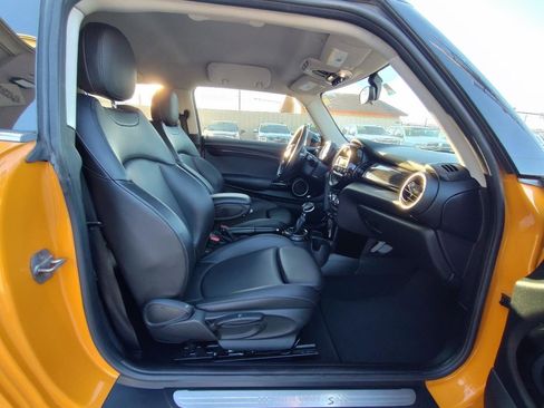 Used 2014 MINI Cooper S image 33