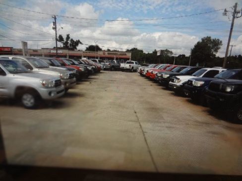 Used 2014 Toyota Tacoma PreRunner w/ SR5 Package image 36