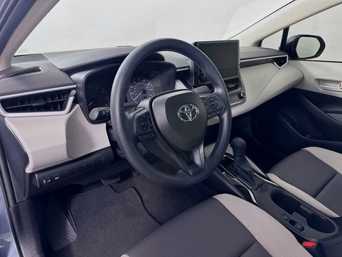 Certified 2025 Toyota Corolla LE FWD image 9
