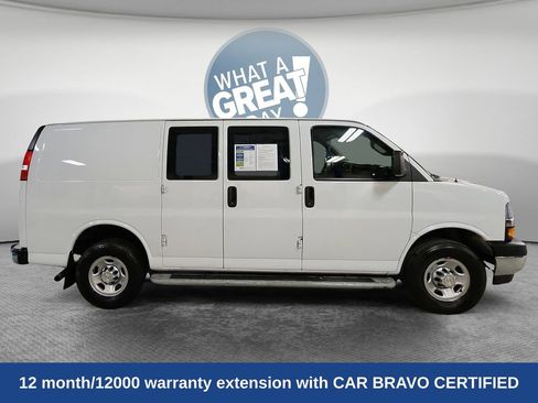 Certified 2022 Chevrolet Express 2500 w/ Driver Convenience Package RWD image 2
