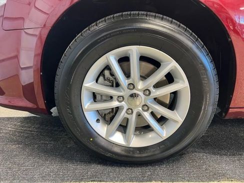 Used 2019 Dodge Grand Caravan SXT image 15