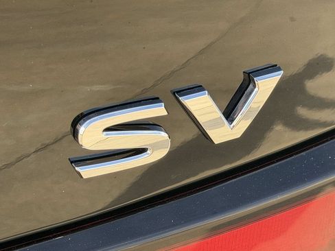 Used 2024 Nissan Sentra SV FWD image 11