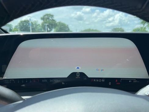 Certified 2025 Cadillac XT4 Premium Luxury FWD image 19
